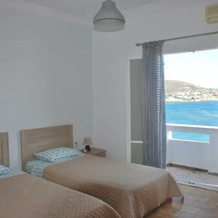 Дом отдыха Seagazer, Cycladic House By The Sea